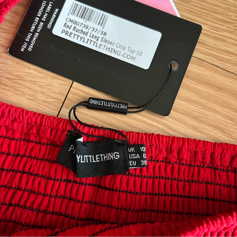 NWT PrettyLittleThing Red Ruched Long Sleee Crop Top Size 6 - Picture 4 of 9